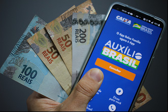 Empréstimo do Auxílio Brasil já foi liberado para 700 mil famílias